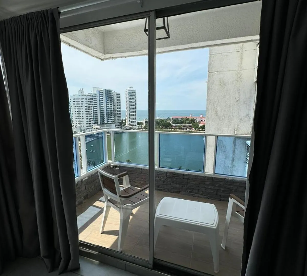 Lägenhet Hermoso Apartamento Vista Al Mar El Laguito Cartagena